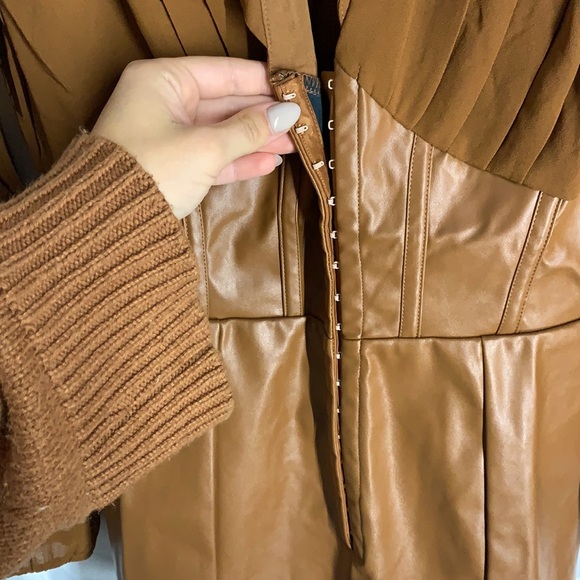 FASHION NOVA Corset Romper in Camel - Picture 4 of 8